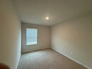 124 Rae Ct — Photo 9