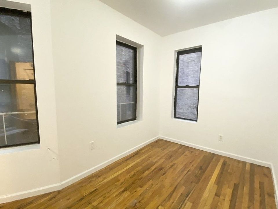 2nd image of 241 W 15th St