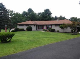 2204 Meadow Lane Dr, Easton, PA 18040