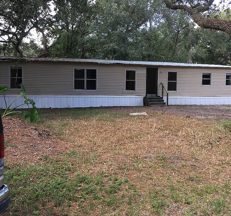 1st image of 550 NE 70th Ter