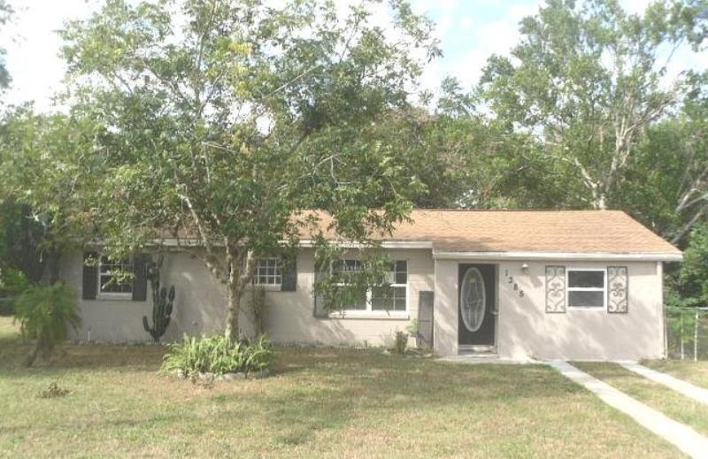 1st image of 1385 Palm Dr