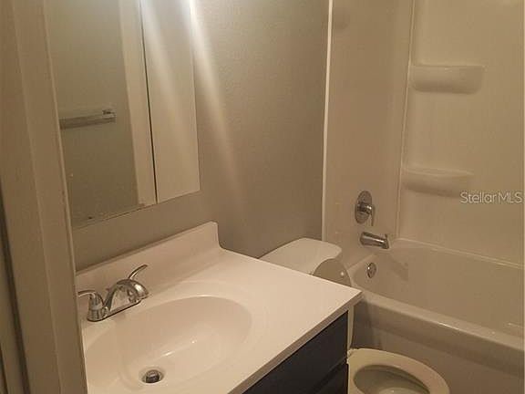 5th image of 5901 Bryce Ln