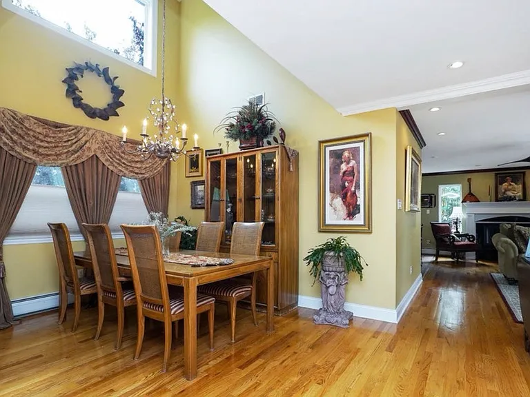 762 Drumgoole Rd W #1 — Photo 8
