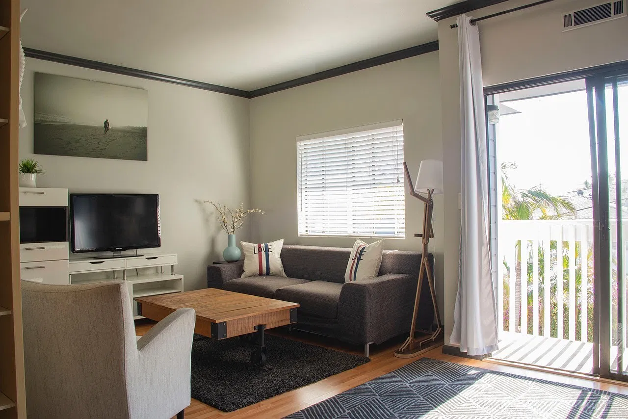 Studio, $1,800 — Photo 2