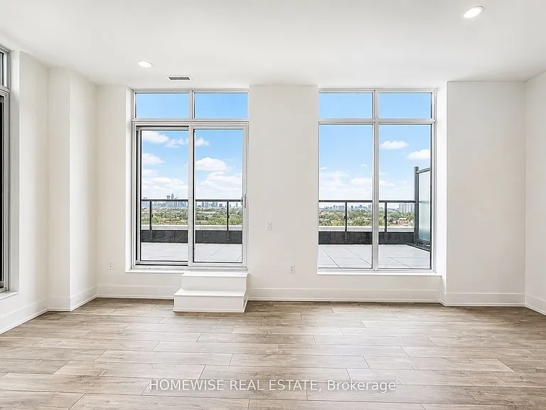 858 Dupont St #Penthouse 28 — Photo 10