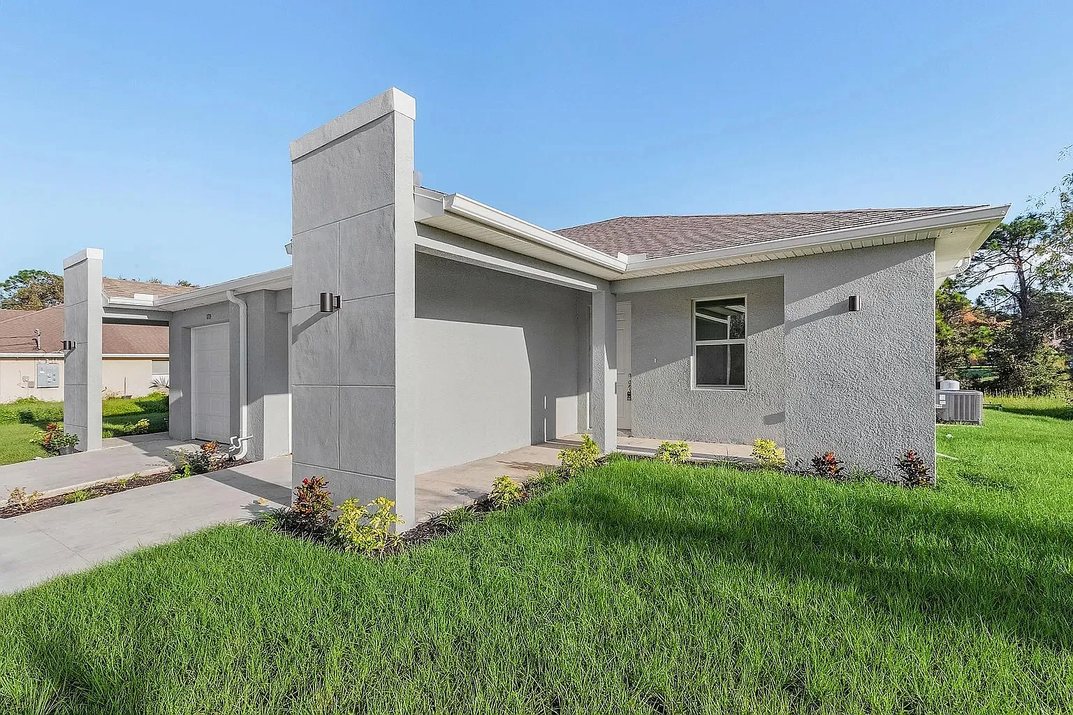 3 bed, 1200 sqft, $1,450 — Photo 1
