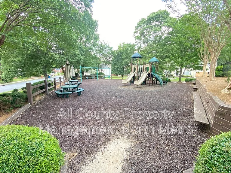 10915 Kimball Crest Dr — Photo 13