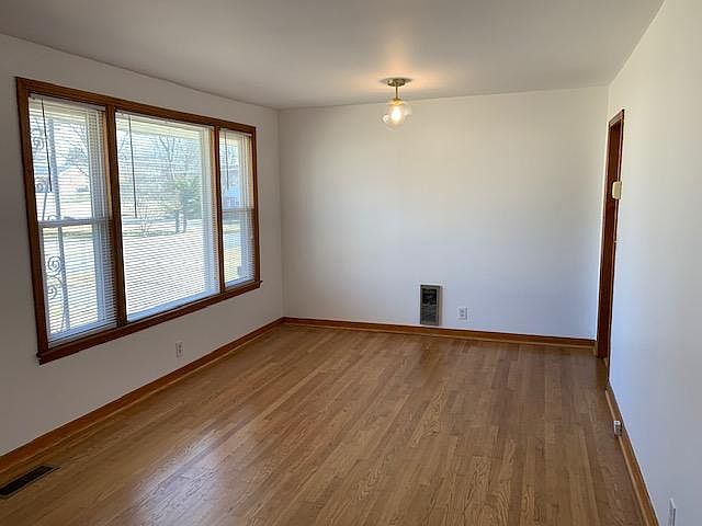 1st image of 503 Charles Dr