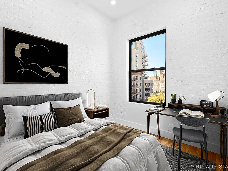 166 1st Ave #PENTHOUSE — Photo 4