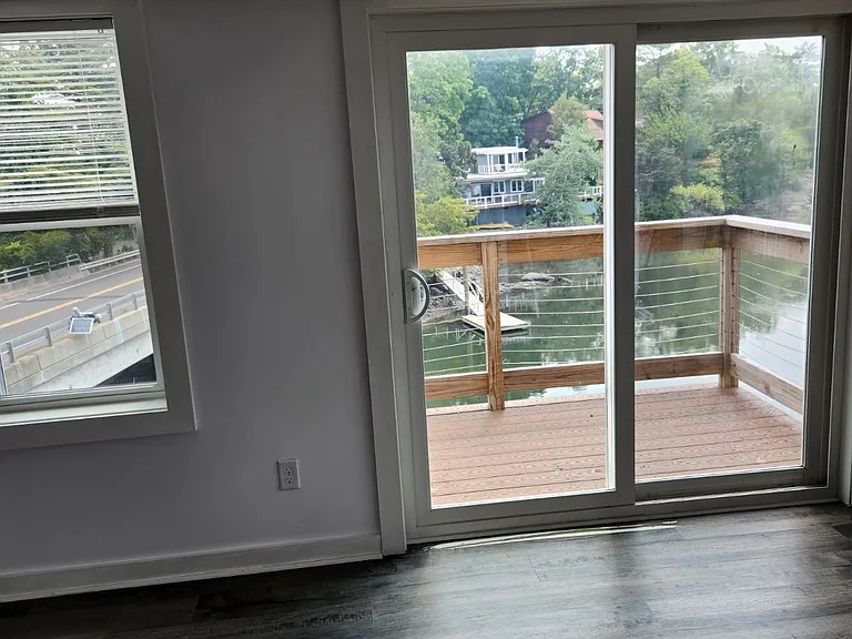 Kelsey's Landing — Photo 5