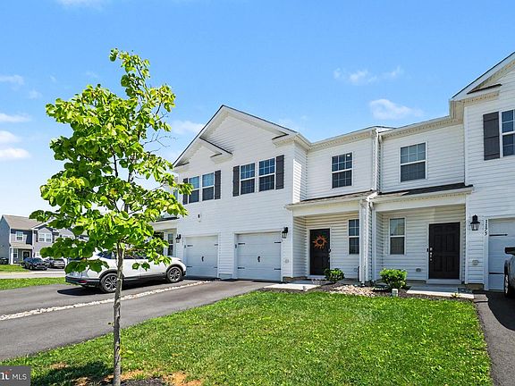 3rd image of 1173 Martin Rd