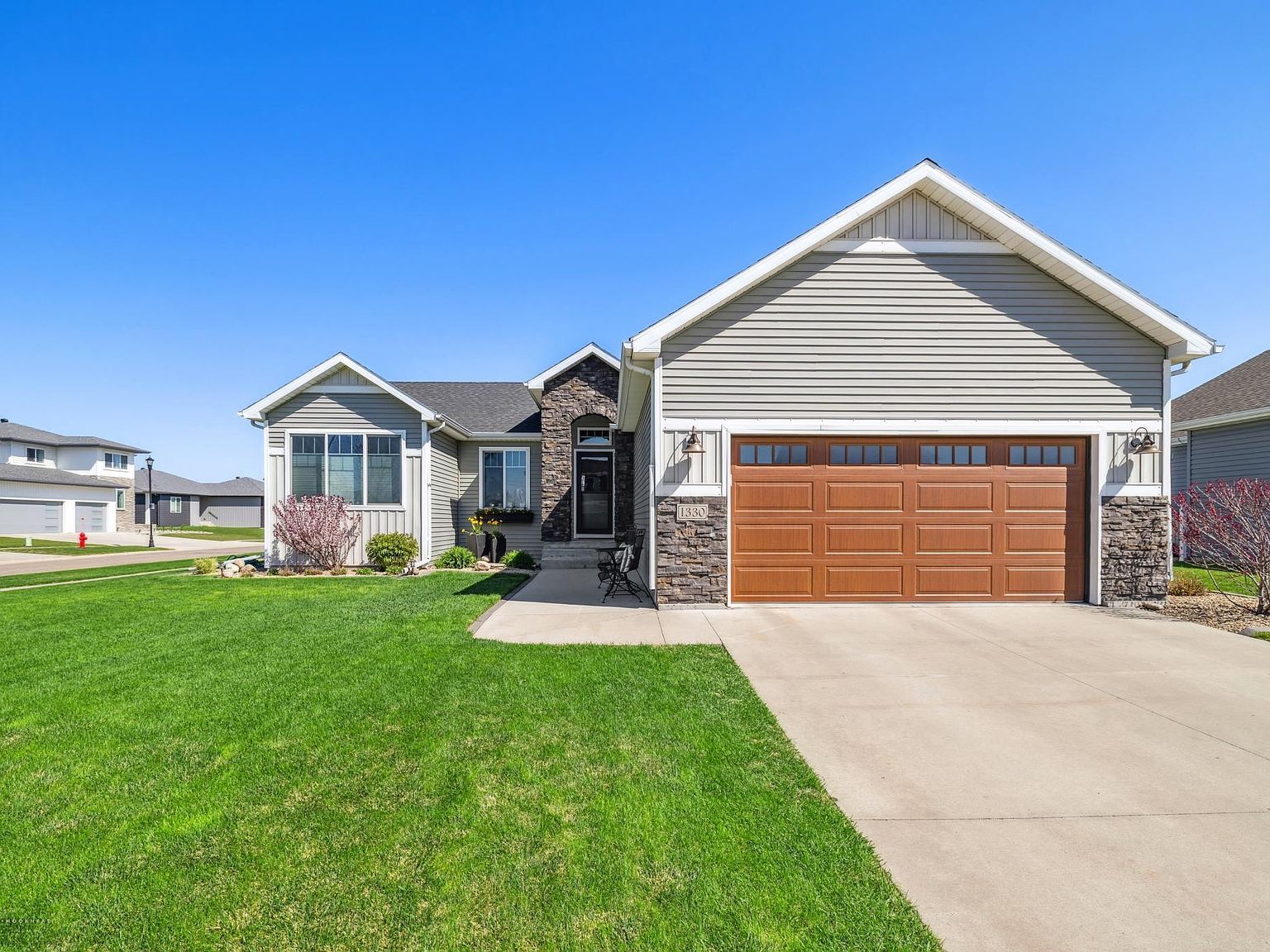 aa423851a271138b1b8a7b679a086f