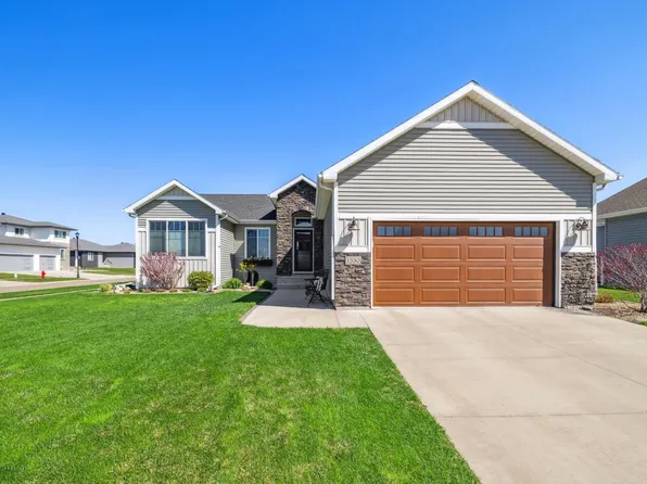 1330 30th Ave W, West Fargo, ND 58078