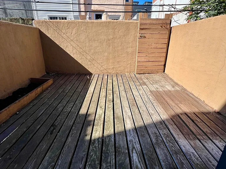 1524 S Ringgold St — Photo 22