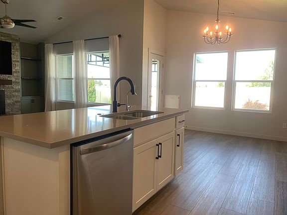 5th image of 1300 W Pendulum Cove Dr