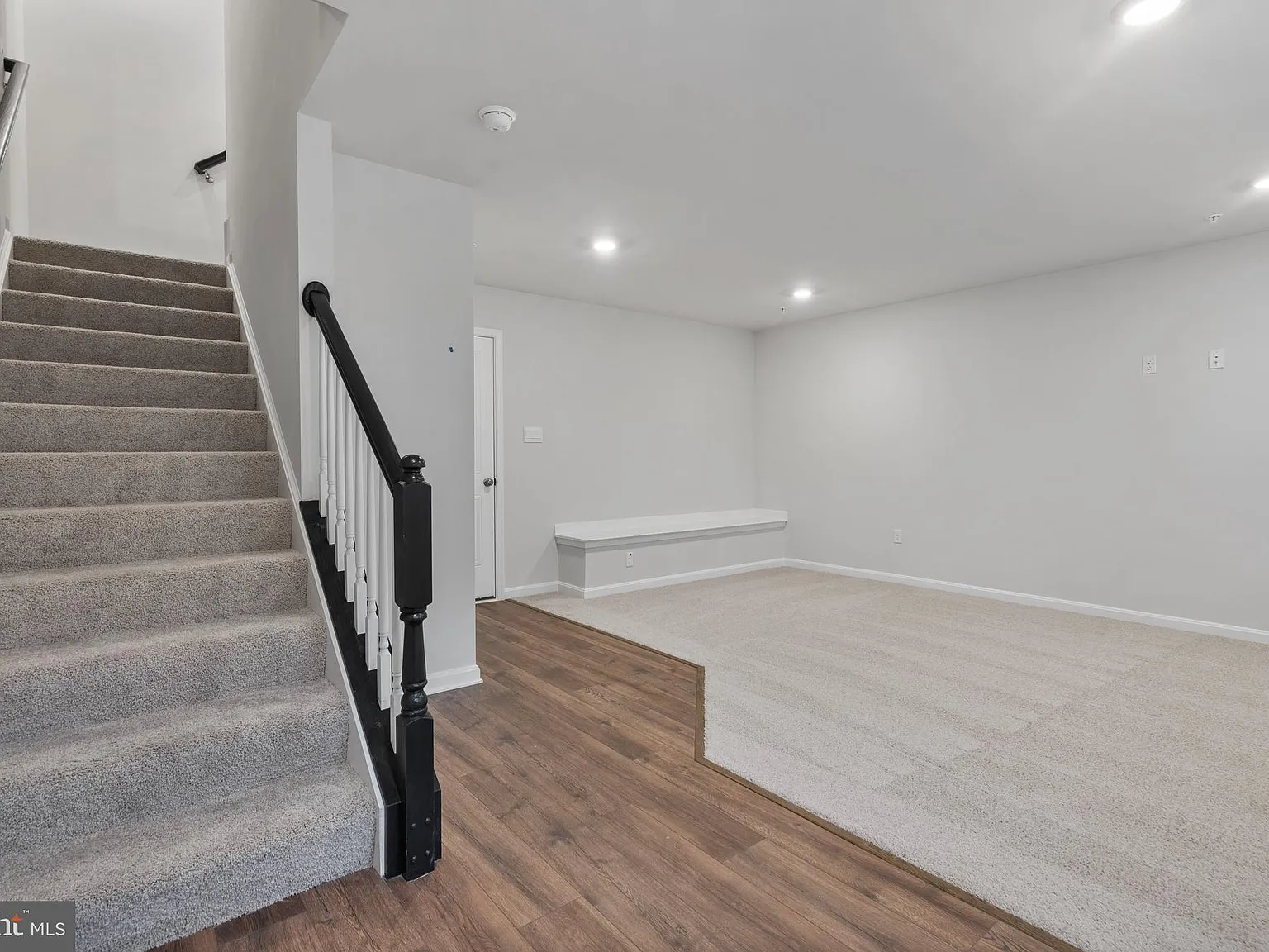 3 bed, 2.5 bath, $3,145 — Photo 2