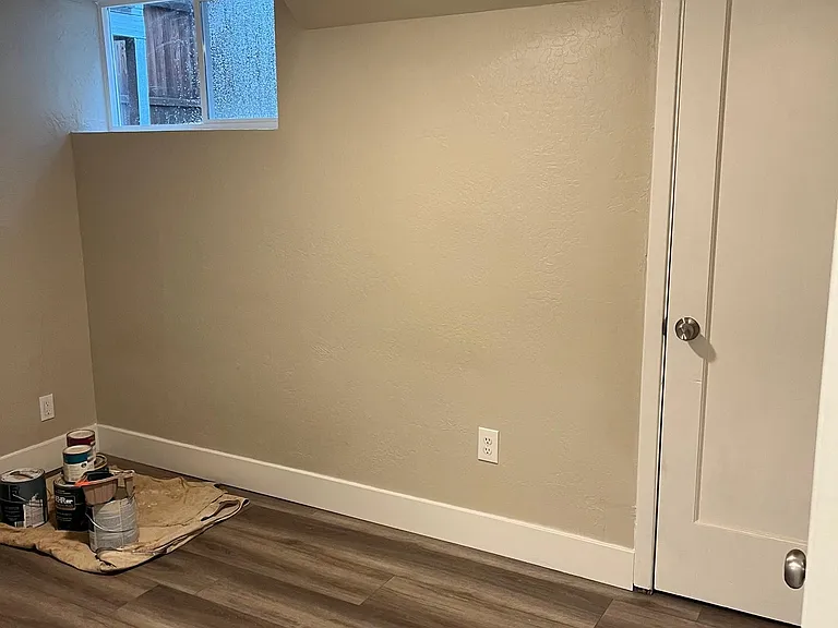 172 E Placer St #1 — Photo 10