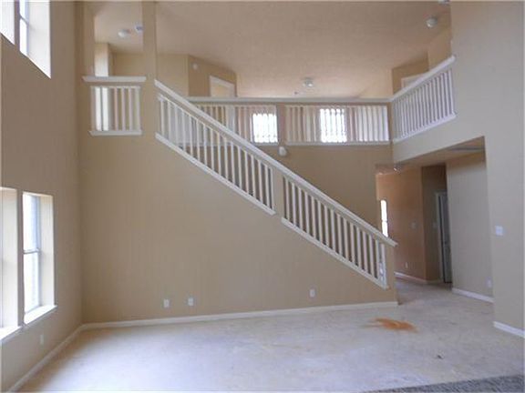 3rd image of 24514 Sandusky Dr