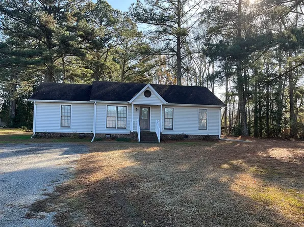 2828 Manning Rd, Suffolk, VA 23434