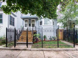 3552 W Shakespeare Ave, Chicago, IL 60647