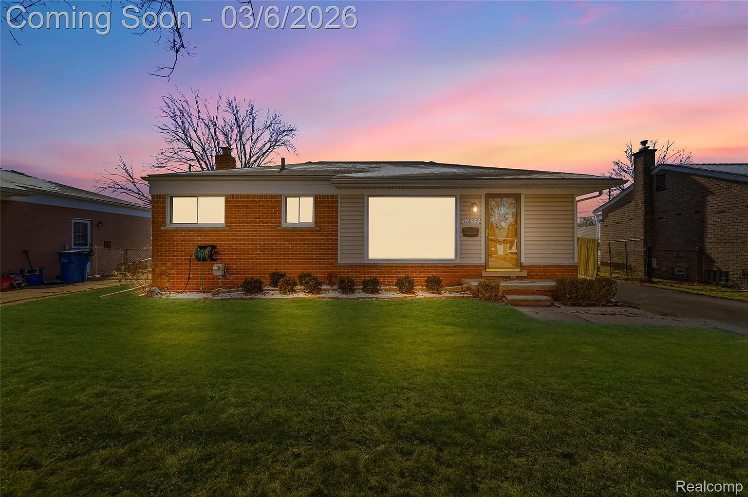 11844 Harold St photo 1