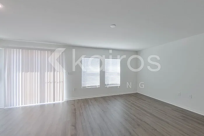 262 Grenada St — Photo 6