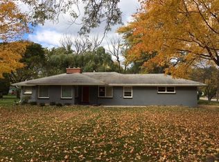 408 W Ellsworth Ln, Bayside, WI 53217