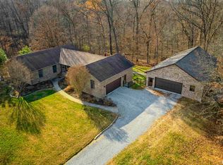 455 Lamb Rd, Carbondale, IL 62902