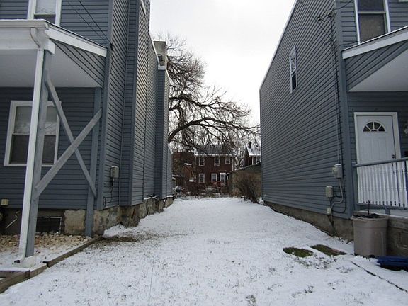 2nd image of 424 Borland St