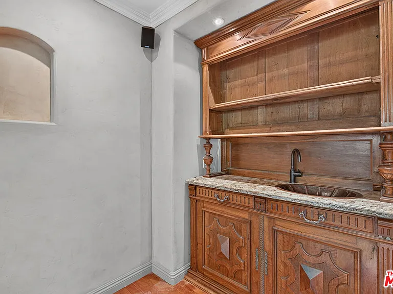 4170 Madison Ave #1/2 — Photo 9