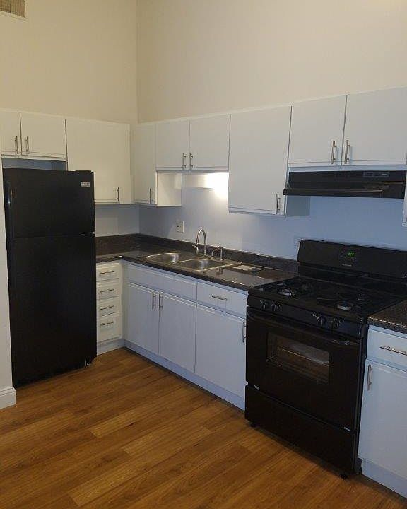 1st image of 4752 S Wabash Ave #4752304