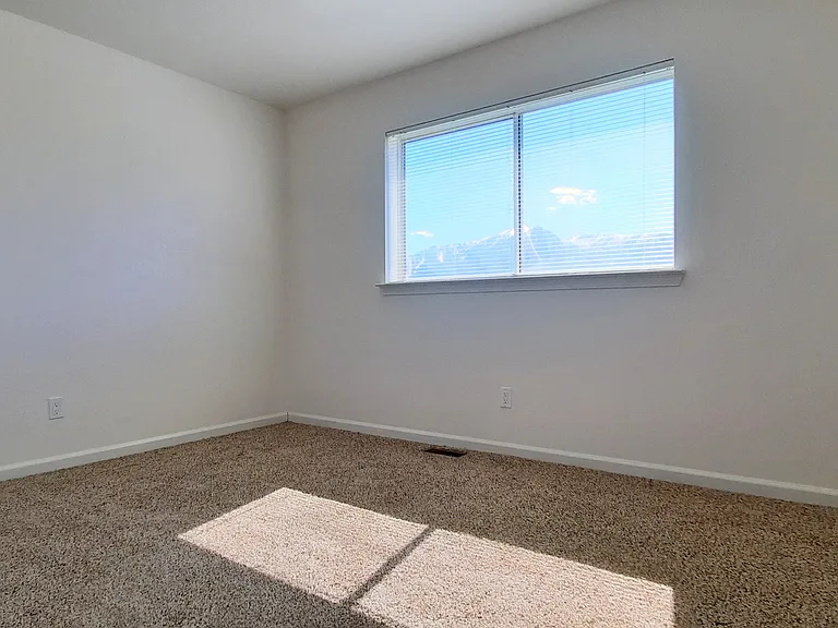 1286 Chardonnay Dr — Photo 20
