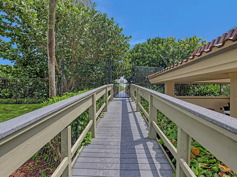 3400 N Ocean Dr #101 — Photo 33