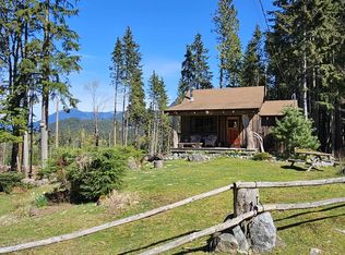 2236 Mountain Rd, Sunshine Coast, BC V0N1V0