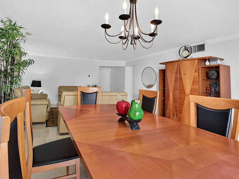 1000 S Ocean Blvd #5J — Photo 31