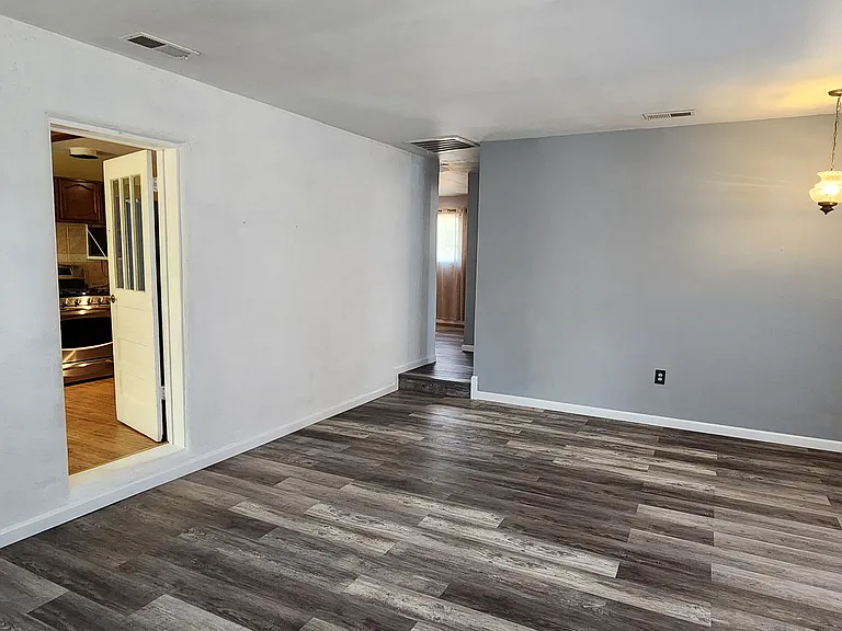 133 Hilton Ave NW — Photo 17