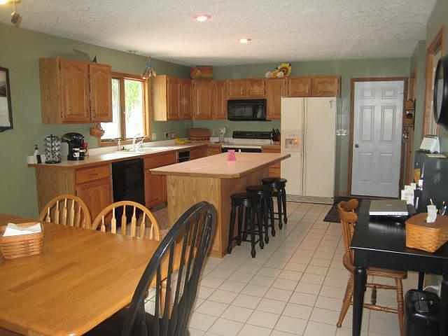 1st image of 1808 Parkway Dr