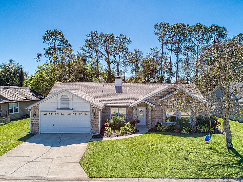 1st image of 45 Carriage Creek Way