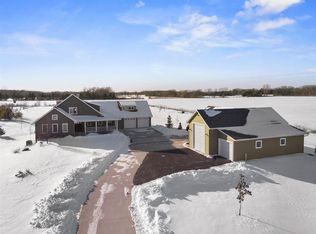 7449 Green Meadow Rd, Oshkosh, WI 54904