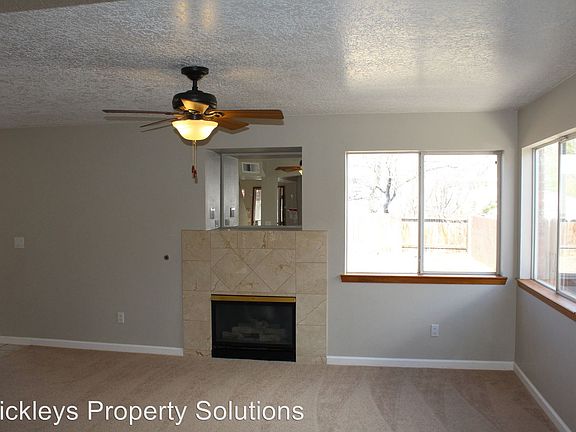 4th image of 8123 Sheffield Pl NW