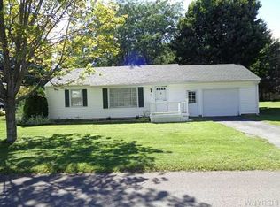 78 Saint Helena St, Perry, NY 14530