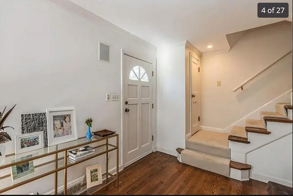 5915 Catalina St — Photo 4