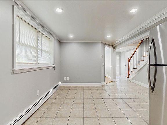 5th image of 5 Aqueduct St #1