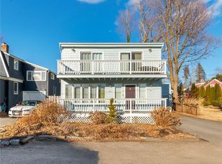 121 Melbourn Rd, Warwick, RI 02886