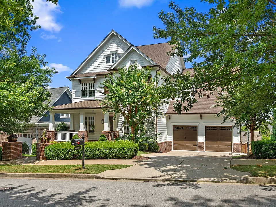 444 Wild Elm St