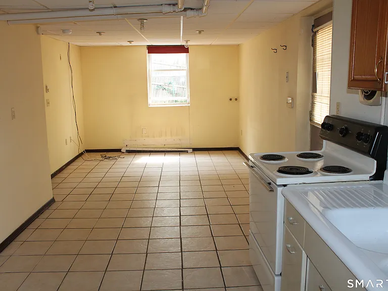 209 S Orchard St — Photo 3