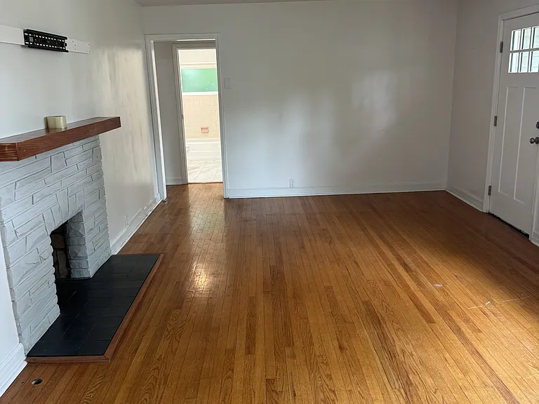 3005 Shipley St — Photo 3