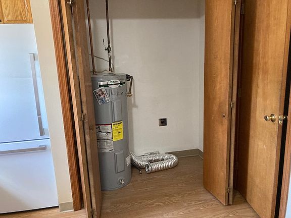 3rd image of 48 Harper Ave APT 10