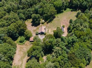 447 Flat Hill Rd, Lunenburg, MA 01462