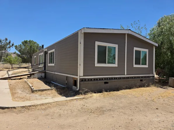 2225 Young Ave, Lake Isabella, CA 93240